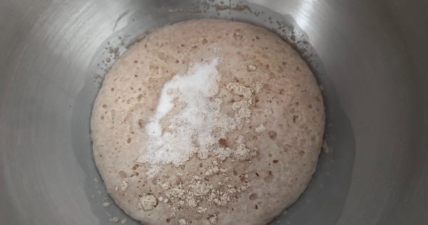 mahlepli-pogaca-3