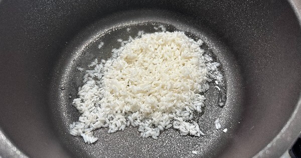 mercimekli-pilav-1