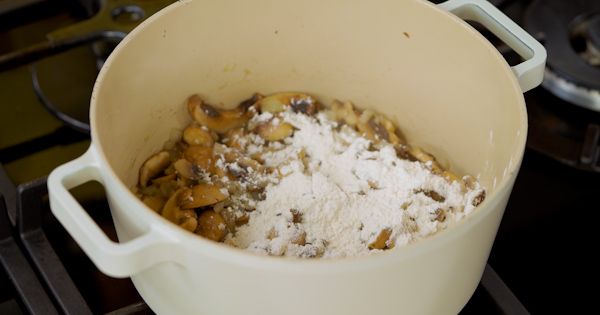 sutlu-mantar-corbasi-4