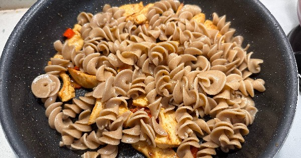 tavuklu-tam-bugday-unlu-makarna-5