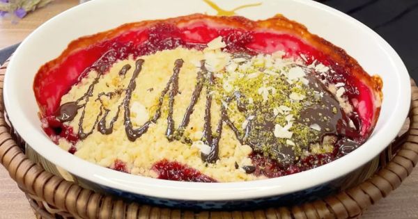 Vişneli Crumble