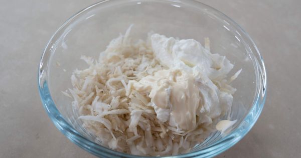 yogurtlu-kereviz-mezesi-asama1