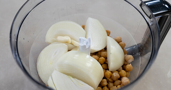 nohut-koftesi-asama1