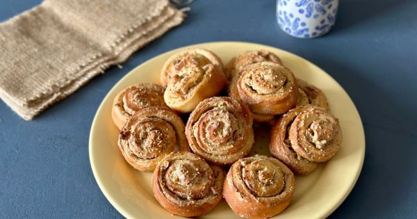 Tarçınlı Rulo Çörek