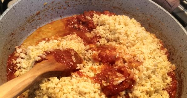 Bu Akşamın Yemeği: Sebzeli Bulgur Pilavı