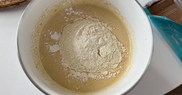 cevizli-muzlu-ekmek-2