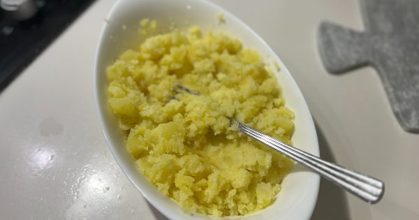 patatesli-sodali-borek-2