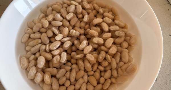 sucuklu-ispir-kuru-fasulye-1