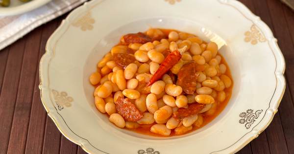 sucuklu-ispir-kuru-fasulye-8