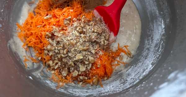 yumurtasiz-havuclu-kek-3
