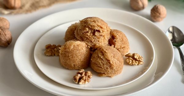 Cevizli İrmik Helvası