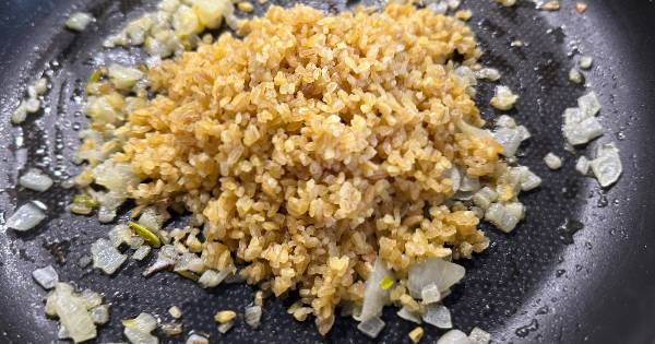 sade-bulgur-pilavi-2