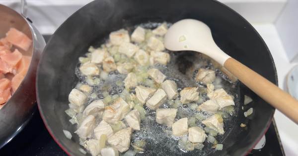 tavuklu-nohut-yemegi-2