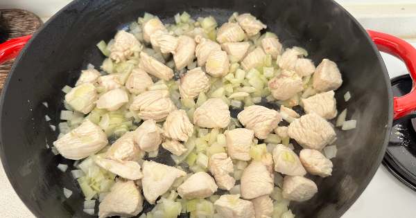 tavuklu-patlican-musakka-2