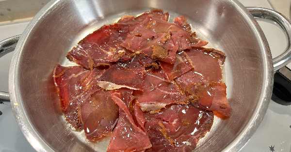 pastirmali-yumurta-1