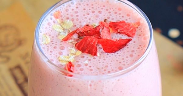 Çilek Yulaf ve Keten Tohumlu Smoothie