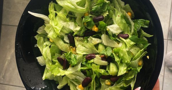 Bol Proteinli Vegan Salata