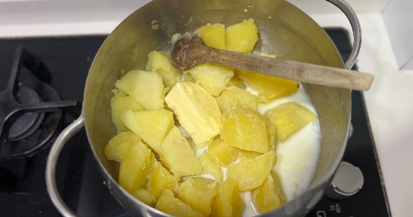 kasarli-patates-puresi-2