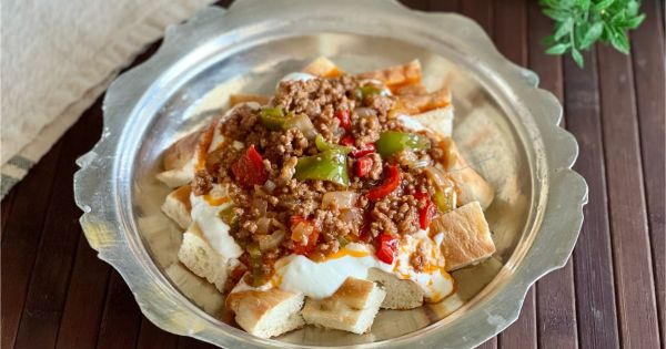Yoğurtlu Kıyma Kebabı