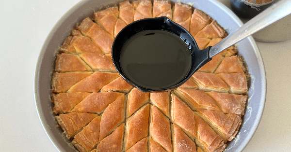 cevizli-pratik-ev-baklavasi-15