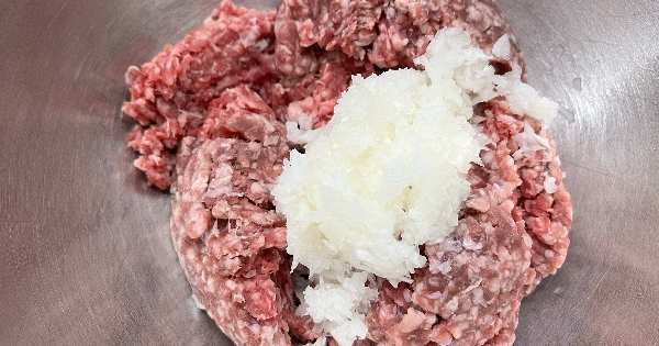 kofteli-kabak-yemegi-1