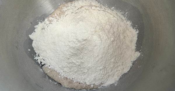 peynirli-tepsi-pogacasi-2