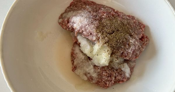 ev-yapimi-gurme-hamburger-1