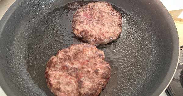 ev-yapimi-gurme-hamburger-4