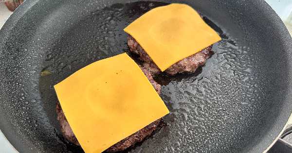 ev-yapimi-gurme-hamburger-5