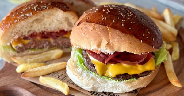 Ev Yapımı Gurme Hamburger