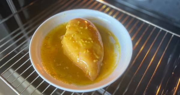 balli-hardalli-tavuk-salatasi-asama3