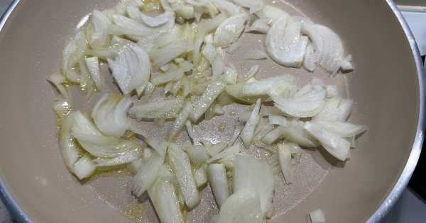 barbeku-soslu-mantarli-tavuk-tarifi-asama-2