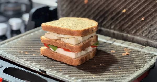 dort-peynirli-tost-asama3