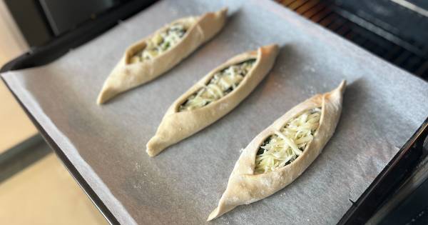 ispanakli-kasarli-milfoy-pide-asama4