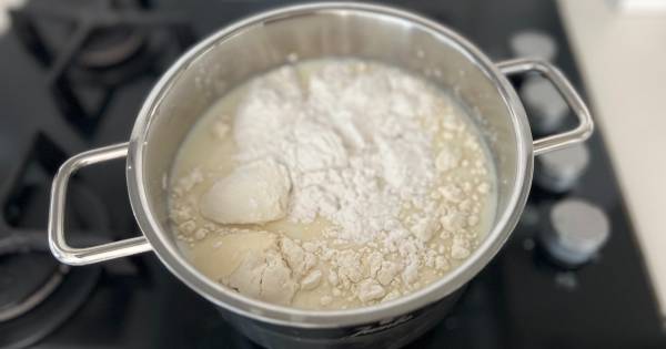 kahveli-cikolatali-muhallebi-asama1