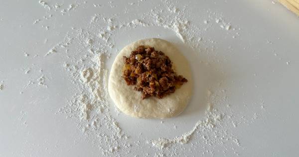 kiymali-bazlama-asama3