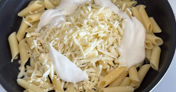 peynirli-penne-makarna-2
