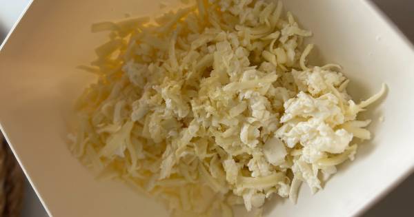 peynirli-sarimsakli-ekmek-asama3