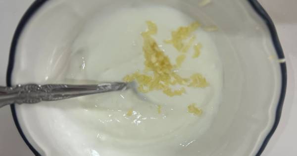 yogurt-soslu-makarna-asama2
