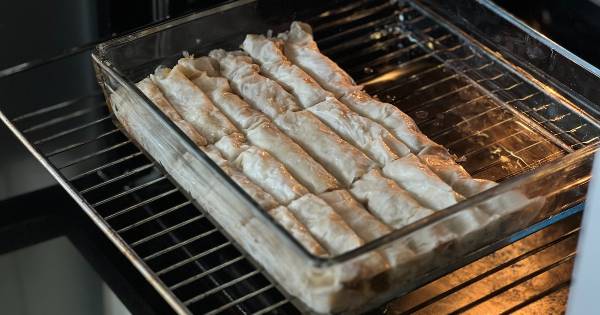 baklavalik-yufkadan-kiymali-borek-asama5