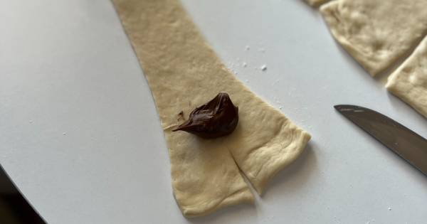 cikolatali-kruvasan-asama6