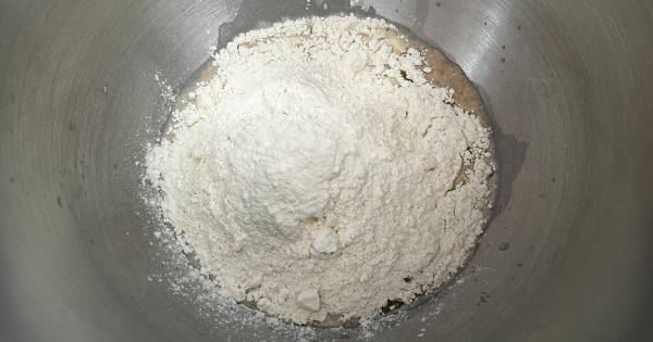 peynirli-sucuklu-kir-pidesi-asama2