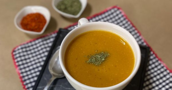 Salçalı Kırmızı Mercimek Çorbası