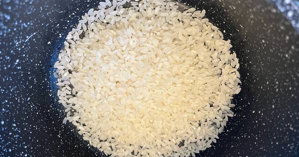 salgamli-pirinc-salatasi-asama1