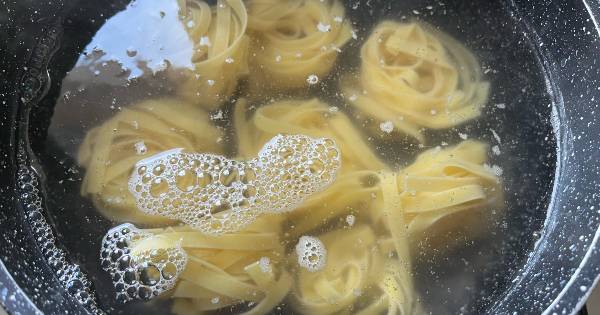 tagliatelli-makarna-asama1