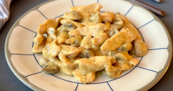 Tavuk Stroganoff