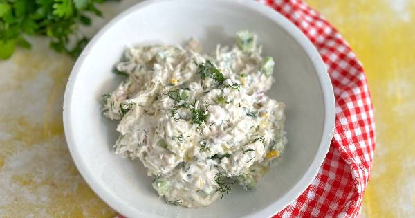 yogurtlu-tavuk-salata-asama4