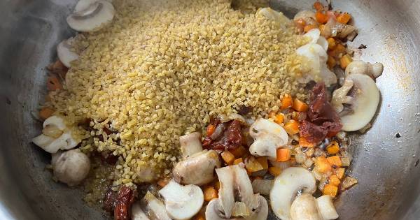 mantarli-bulgur-pilavi-asama4