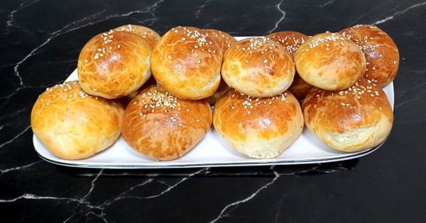 Mayalı Peynirli Puf Poğaça