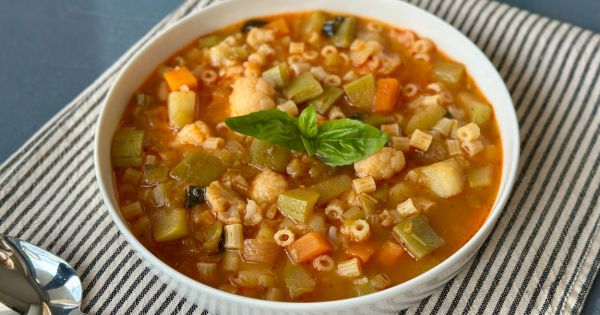 Minestrone Çorbası